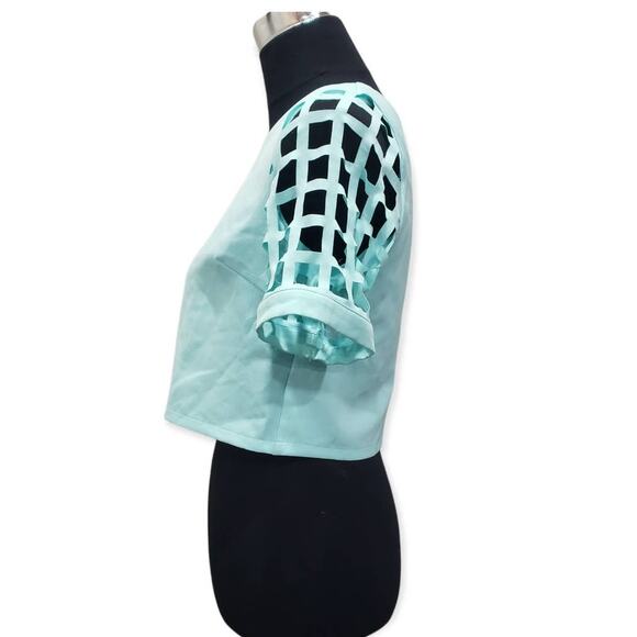 TOBI Mint Green Mid Rise Crop Top Cut Out Short Sleeved Shirt - Picture 2 of 4